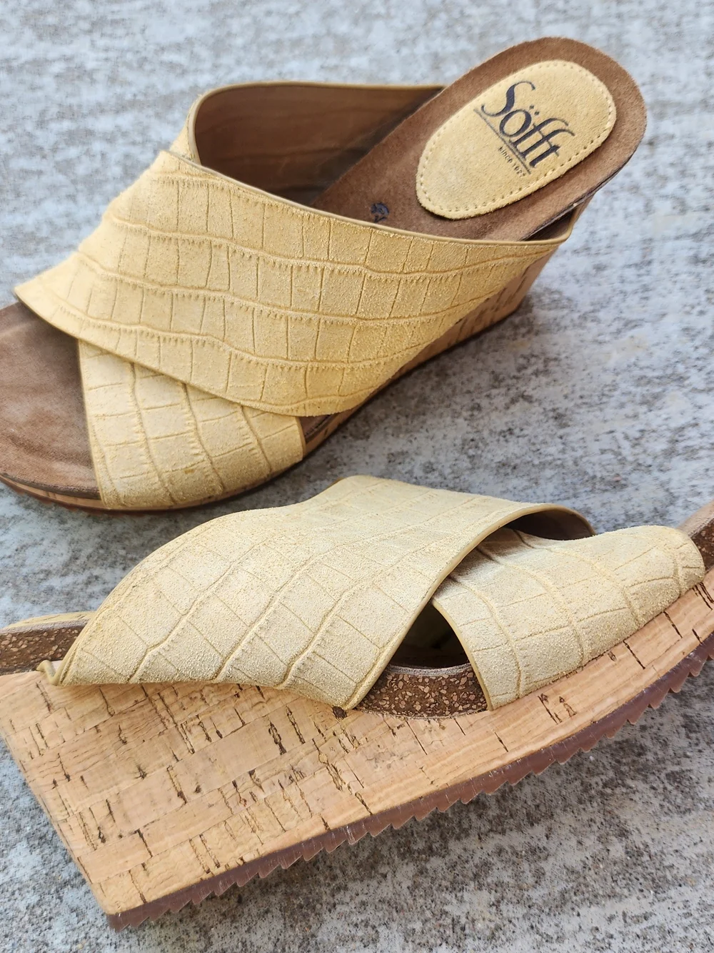 Sofft Ciera Butter Yellow Croc-Embossed Suede Wedge Sandals, Women Sz 8